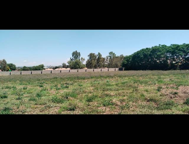 5,620M² VACANT LAND FOR SALE IN RIVERSDALE